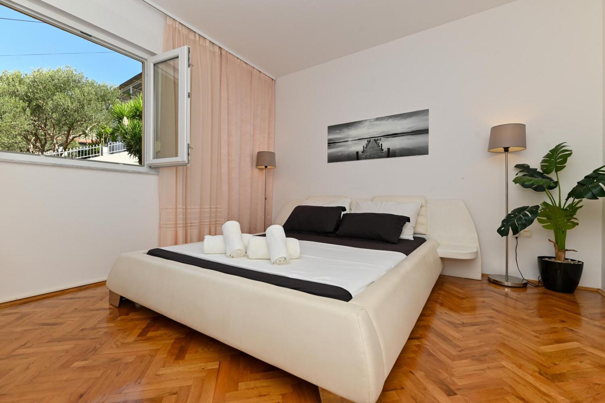 Sunny Place With Sea View Trogir Dış mekan fotoğraf