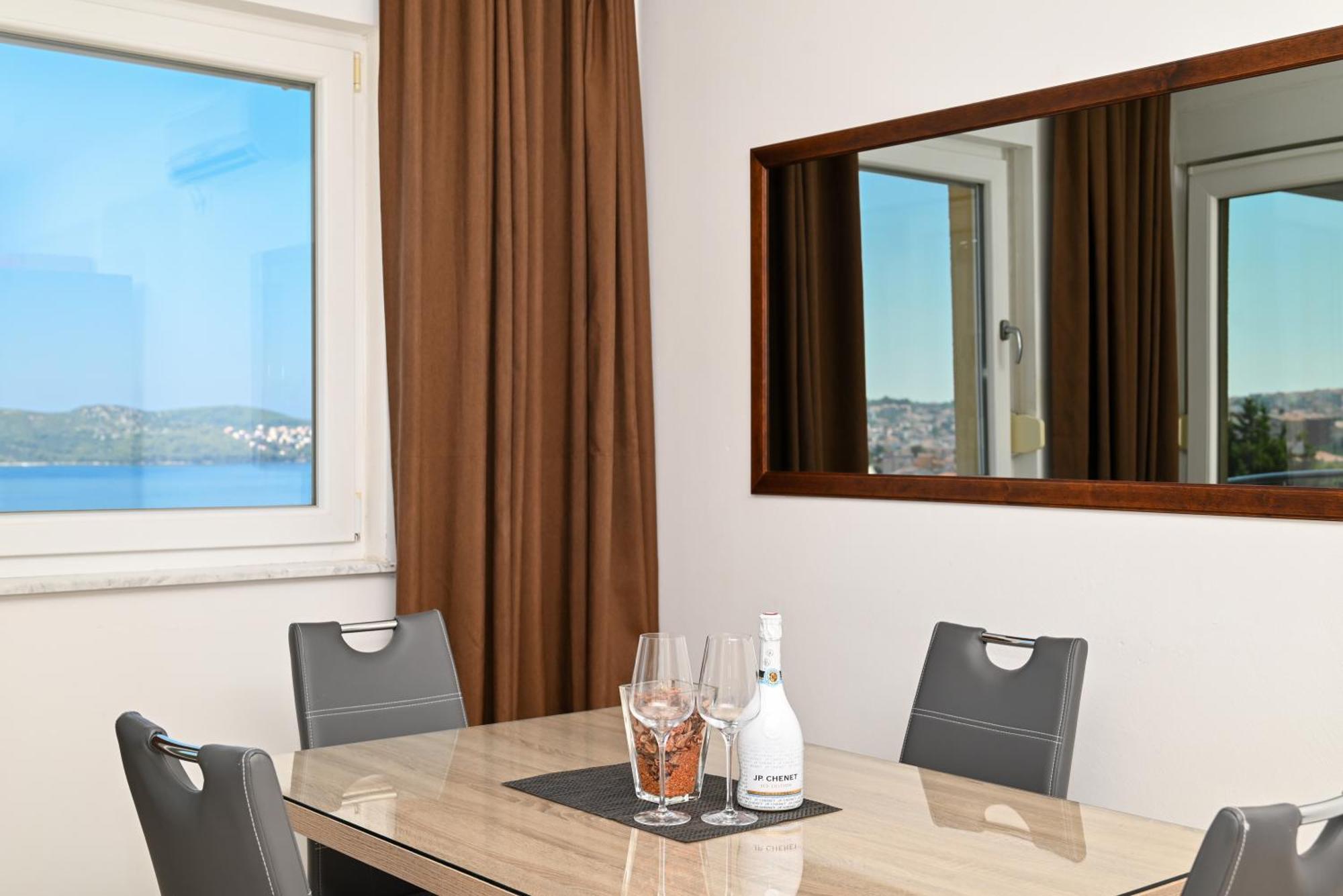 Sunny Place With Sea View Trogir Dış mekan fotoğraf